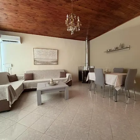 Male Apartman *